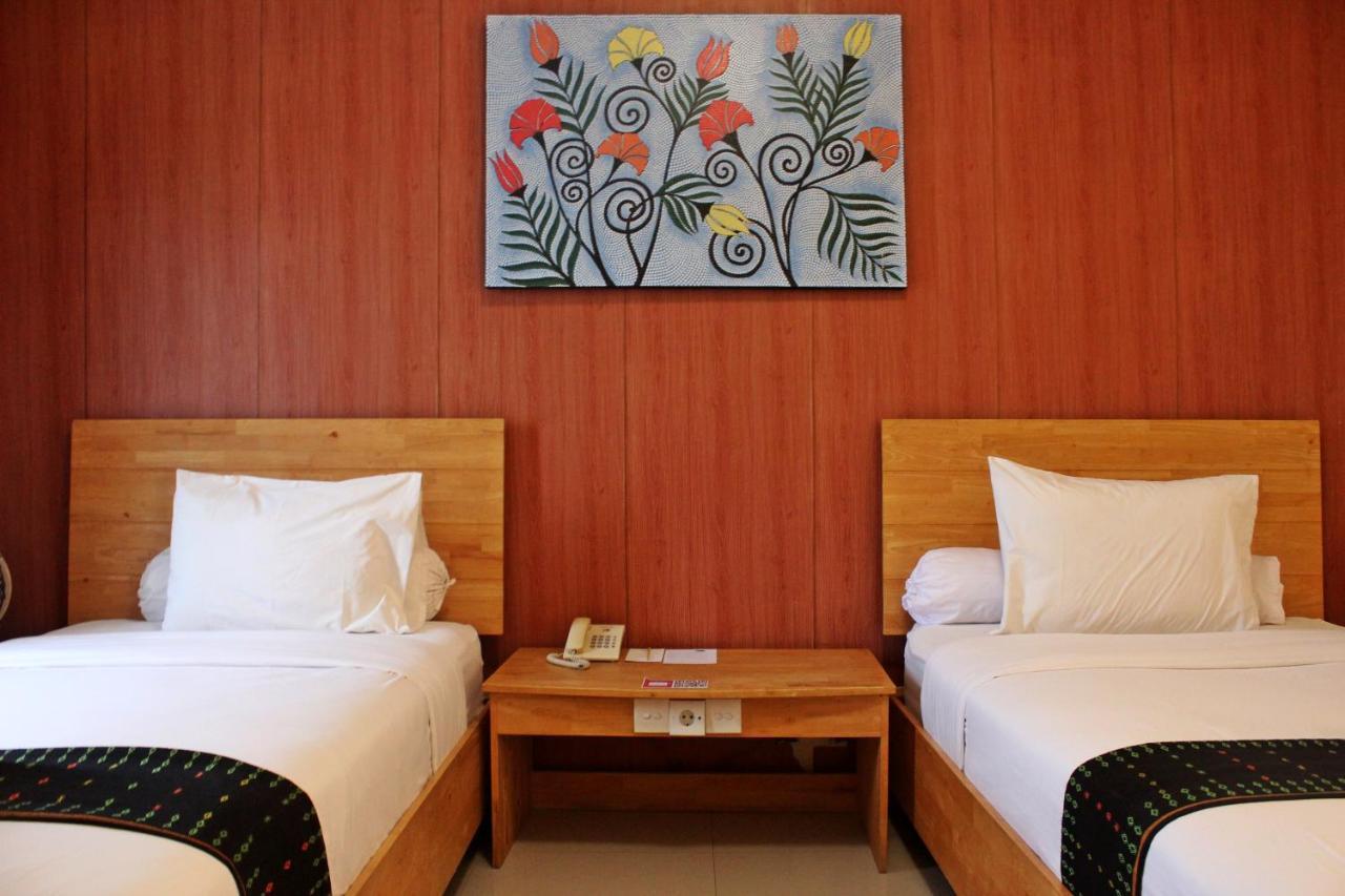 Exotic Komodo Hotel Лабуан-Бахо Экстерьер фото
